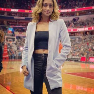 Meet your Posher, Deondra